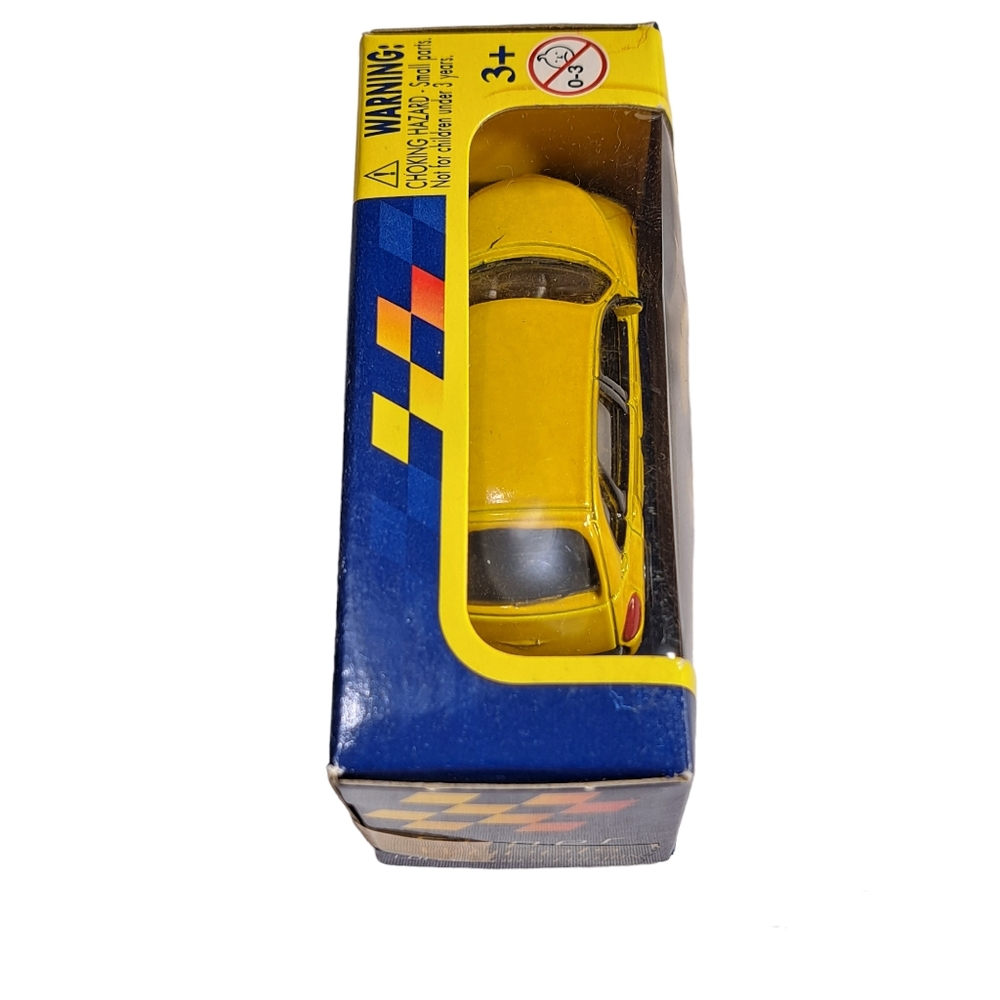 Motor Max Super Wheels Yellow Toy Car Editions - Picture 3 of 9